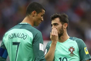 Cristiano Ronaldo và Bernardo Silva 