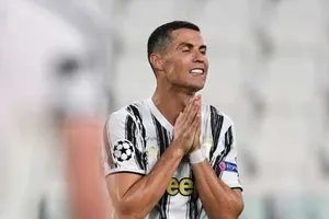 Nỗi thất vọng của Ronaldo khi bị loại khỏi Champions League