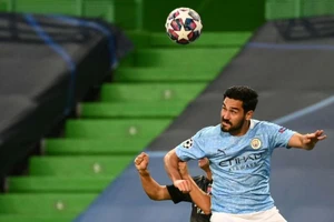 Ilkay Gundogan sẽ phải cách lý 10 ngày