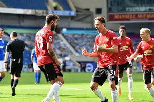 Bruno Fernandes ăn mừng chiến thắng kịch tính Quỷ đỏ