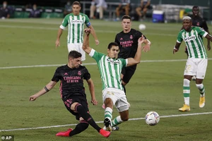 Fede Valverde ghi bàn cho Real Madrid