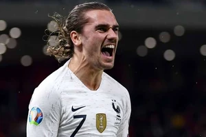 Antoine Griezmann đã mất phong độ ở Barcelona lẫn tuyển Pháp