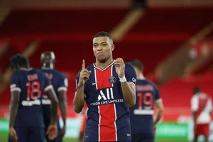 Tốc độ kinh hoàng của Mbappe