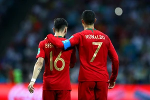 Bruno Fernandes và người đồng hương Cristiano Ronaldo