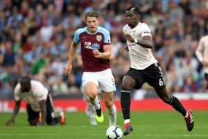 Man United quyết thắng trên sân Burnley