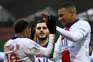 Neymar và Kylian Mbappe là 2 bàn hợp đồng PSG muốn ký sớm