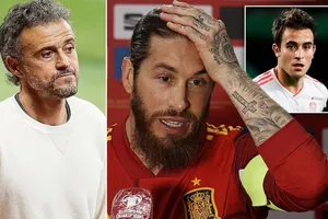 Luis Enrique đã quyết định trẻ hóa hàng phòng thủ