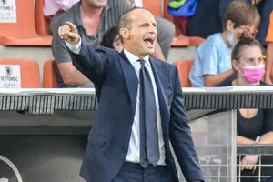 Max Allegri vất vả khi xây dựng lại Juventus