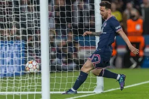 Messi ghi bàn gỡ hòa cho PSG