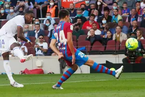 David Alaba tung cú sút mở tỷ số