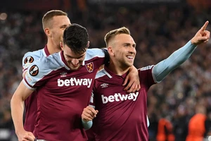 West Ham đang thăng tiến trên mọi đấu trường