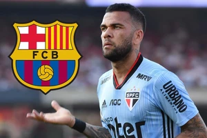 Daniel Alves sẵn lòng chơi miễn phí cho CLB cũ