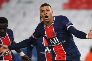 Kylian Mbappe tuyên bố sẽ ở lại PSG đến cuối mùa