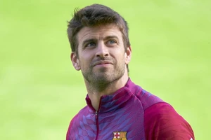 Trung vệ Gerard Pique