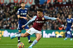 Phillipe Coutinho ghi bàn ở Premier League