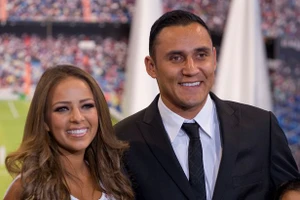 Vợ chồng thủ thành Keylor Navas