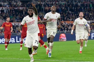 Franck Kessié quyết định rời AC Milan vào mùa hè