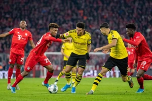 Bayern nỗ lực thắng Dortmund để sớm đăng quang vô địvh