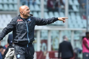 HLV Luciano Spalletti lo lắng lực lượng mùa giải kế tiếp