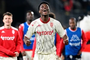 Ngôi sao Monaco Aurelien Tchouameni sẽ chơi cho Real Madrid mùa tới