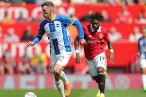 Pascal Gross ghi chiến thắng lịch sử cho Brighton