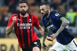 AC Milan phải cạnh tranh với Inter, Roma và cả Juventus