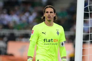 Yann Sommer hy vọng sang sân Old Trafford