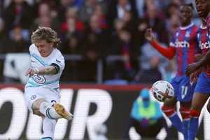 Pha ghi bàn tuyệt vời của Conor Gallagher 