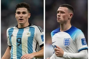 Julian Alvarez và Phil Foden mang tiền đền bù về cho Man City