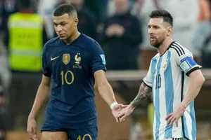 Messi và Mbappe sau trận chung kết World Cup 2022