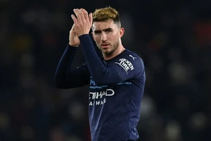 Aymeric Laporte đang muốn rời Man City