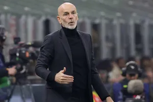 HLV Stefano Pioli vô cùng thất vọng