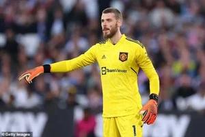 David De Gea vẫn xứng danh Người nhện của Man United