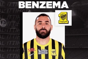 Karim Benzema khoác màu áo mới