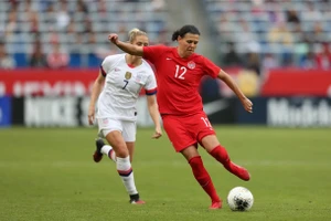 Đội trưởng Christine Sinclair hy vọng sẽ ghi bàn để lưu danh muôn thuở