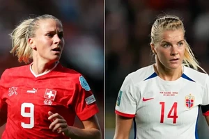 Ada Hegerberg (Na Uy) và Ana Maria Crnogorcevic (Thụy Sĩ)