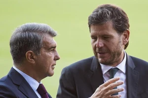 Chủ tịch Juan Laporta và Mateu Alemany