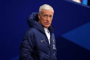 HLV Didier Deschamps phải tránh tối đa chuyện chấn thương trong một trận cầu thủ tục