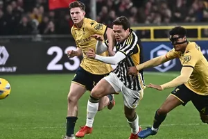 Federico Chiesa đã ghi được bàn nhưng Juventus lỡ cơ hội vươn lên đầu bảng