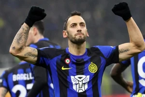 Hakan Calhanoglu có mùa giải tuyệt vời với Inter Milan