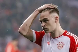 Tiền vệ Joshua Kimmich có thể chuyển sang Barcelona