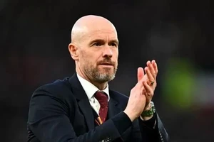 HLV Erik ten Hag bộc lộ nhiều bối rối trong tuần qua