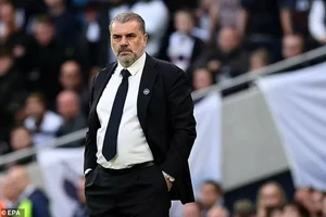 HLV Ange Postecoglou đang giúp Tottenham thăng hoa mùa này