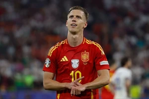 Dani Olmo chỉ muốn sang Barcelona