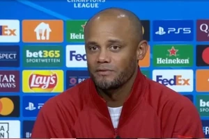 HLV Vincent Kompany đáp trả những lời chỉ trích