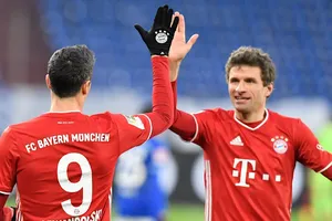 Robert Lewandowski và Thomas Muller khi còn khoác áo Bayern Munich