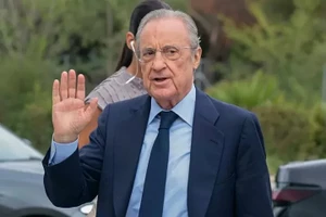 Chủ tịch Florentino Perez vẫn đang giúp CLB thăng hoa 