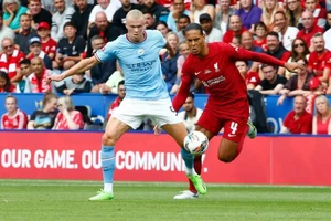 Erling Haaland sẽ quyết chiến với Liverpool của Van Dijk vào ngày 1-12