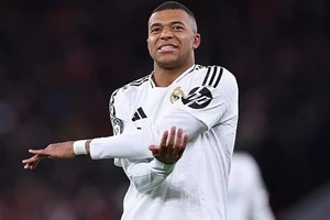 Kylian Mbappe tiếc nuối một cơ hội bị bỏ lỡ