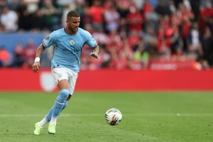 Kyle Walker hứa sẽ cùng Man City sớm quật khởi trở lại